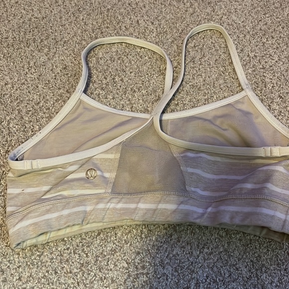 Lululemon Flow Y Bra - Picture 2 of 3